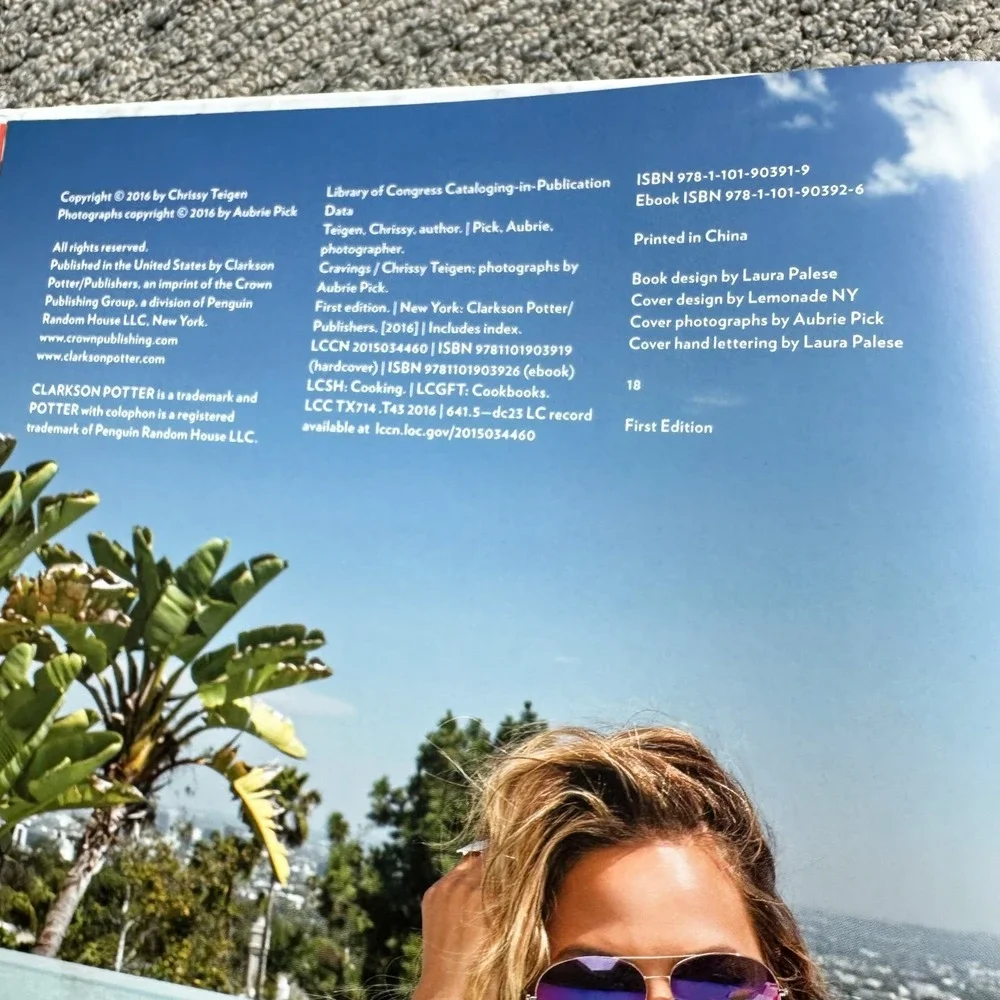 Cravings: Recipes for All the Food You Want to Eat A Chrissy Teigen‎ Cookbook